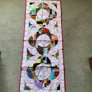 Handmade Quilted Reversable Table Runner Topper Circle Design Home Decor